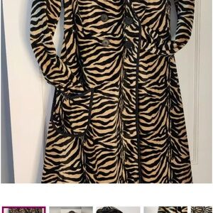 Betsey Johnson Vintage Black And Tan Animal Print Coat